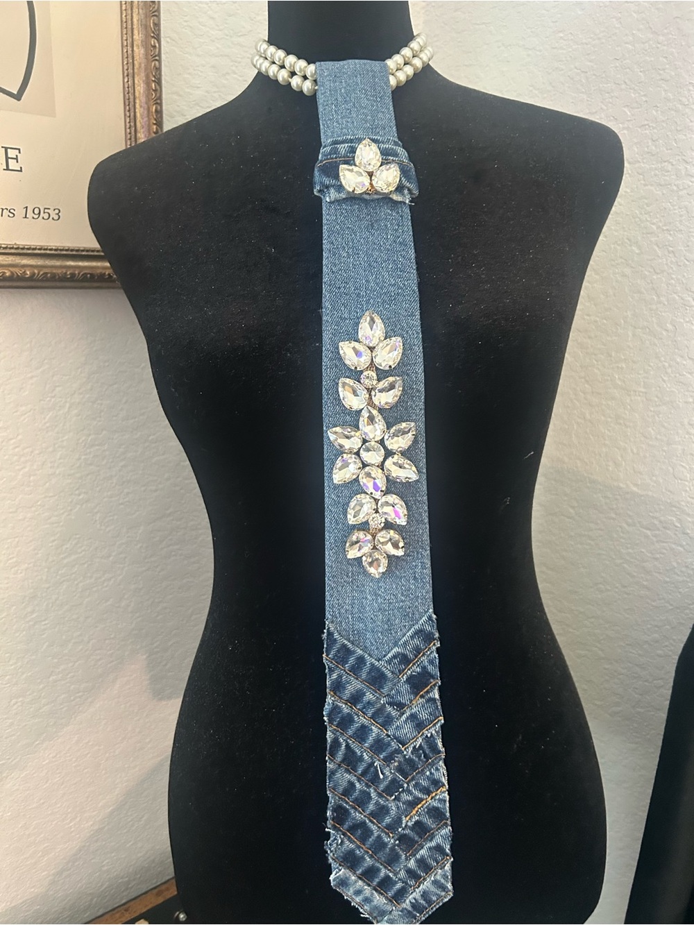 Denim Crystal-Embellished Hair Tie Necklace - Blue